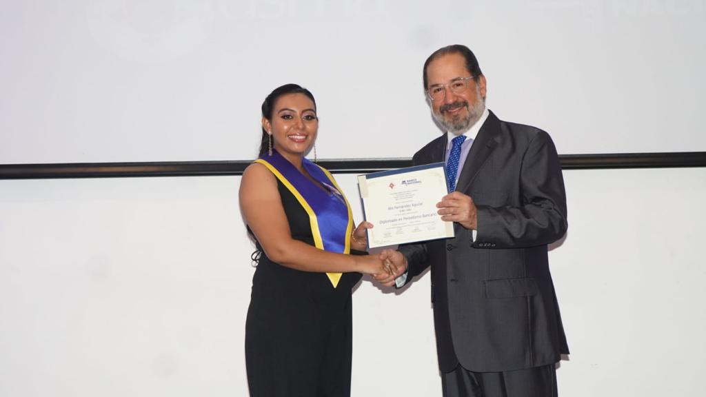 Graduación de la cuarta versión del Diplomado en Periodismo Bancario 6 IMG 20231202 WA0042