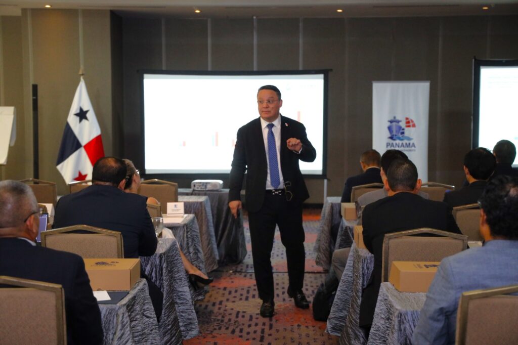 REALIZAMOS REUNIÓN ANUAL CON REPRESENTANTES DE LAS DISTINTAS ORGANIZACIONES RECONOCIDAS Y SOCIEDADES DE CLASIFICACIÓN EN BUSCA DE UNIFICAR CRITERIOS Y TRABAJAR EN CONJUNTO PARA SUPERVISAR LA FLOTA PANAMEÑA, SU DESEMPEÑO Y SU CUMPLIMIENTO EN MATERIA INTERNACIONAL. 2 IMG 20240110 WA0027
