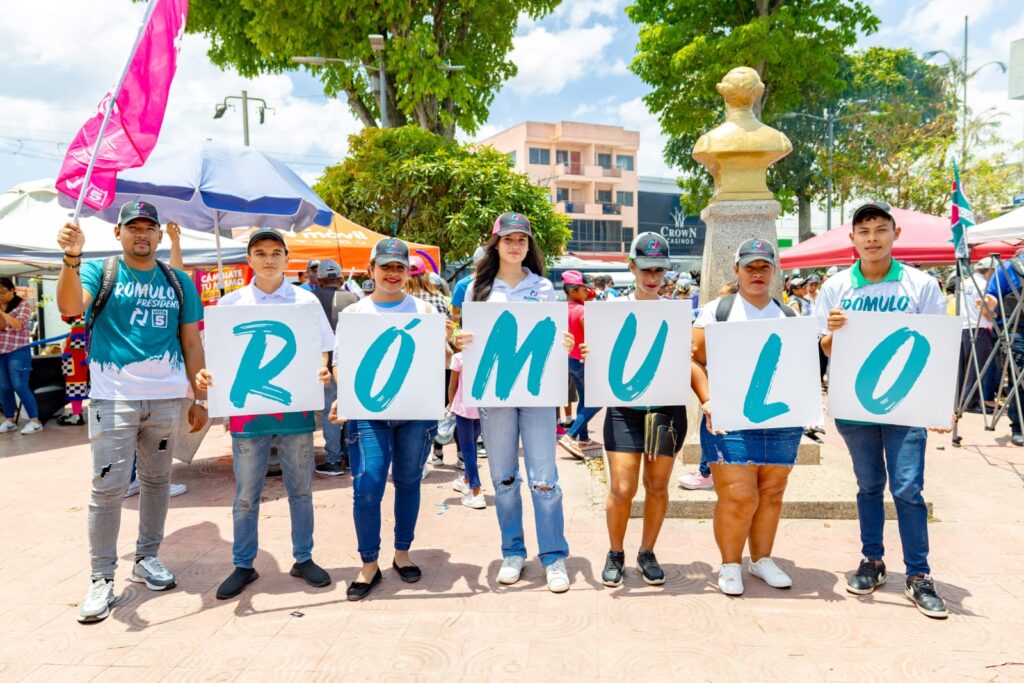 Roux quiere convertir a Panamá en un centro internacional para la producción cinematográfica para genarear turismo y empleo 2 IMG 20240413 WA0010
