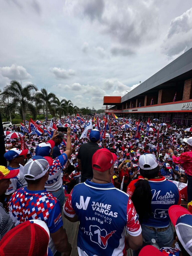 Darién tendrá carretera de primera y un moderno hospital 3 IMG 20240420 WA0145