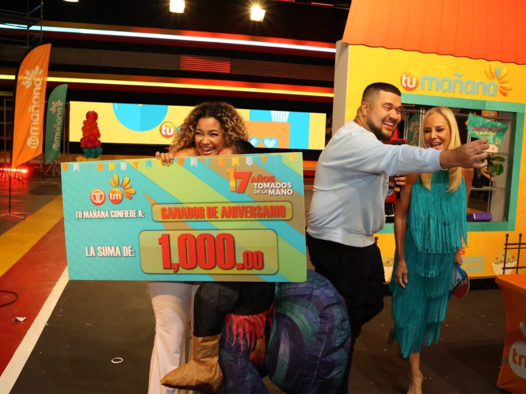 Celebración de los 17 Años de "Tu Mañana": Una Trayectoria de Compromiso y Cercanía.La mejor compañía del día. 8 IMG 20240625 WA0143