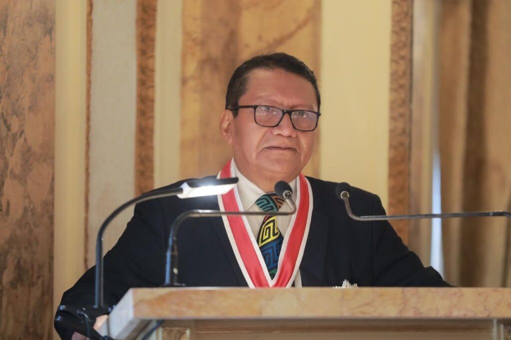 Presidente Cortizo distingue con la Orden General Victoriano Lorenzo a Aresio Valiente López 2 IMG 20240625 WA0340