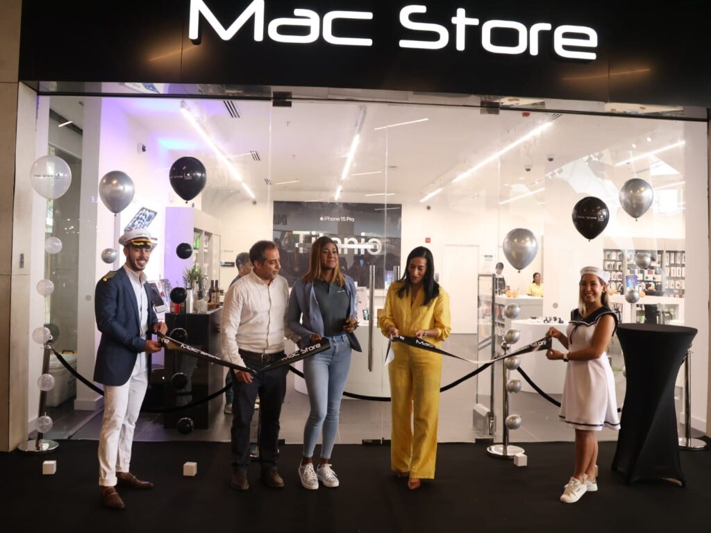 Mac Store celebra sus 21 Años en Panamá con la apertura de su octava tienda en Colón 2000 Duty Free Mall 2 IMG 20240802 WA0077