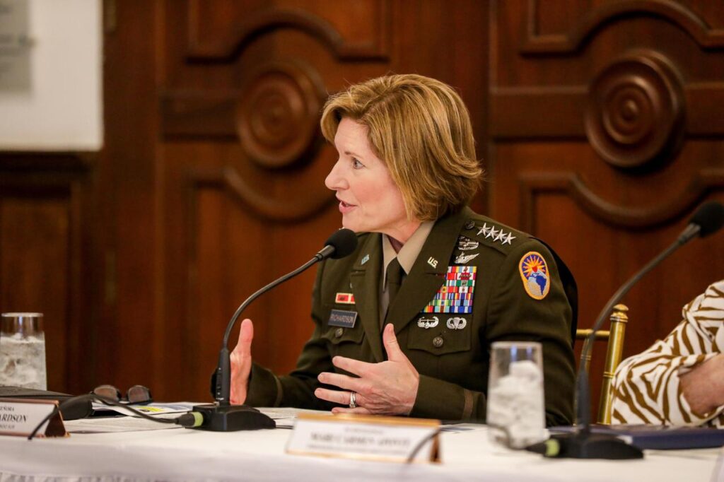 Presidente Mulino y jefa del Comando Sur analizan crisis de Venezuela, migración y seguridad 4 IMG 20240806 WA0311