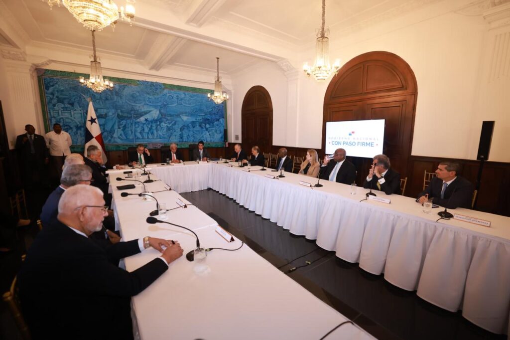 Presidente Mulino se reúne con la Junta Directiva del Canal de Panamá 2 IMG 20240814 WA0420