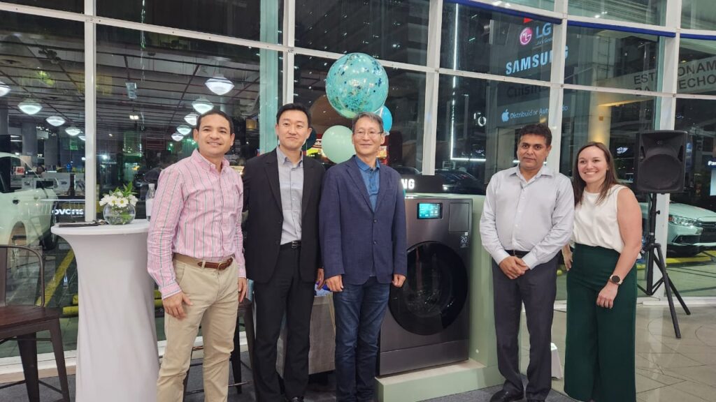 Llega a Panamá la nueva lavadora-secadora con IAde Samsung que define el hogar del futuro 8 IMG 20241011 WA0106