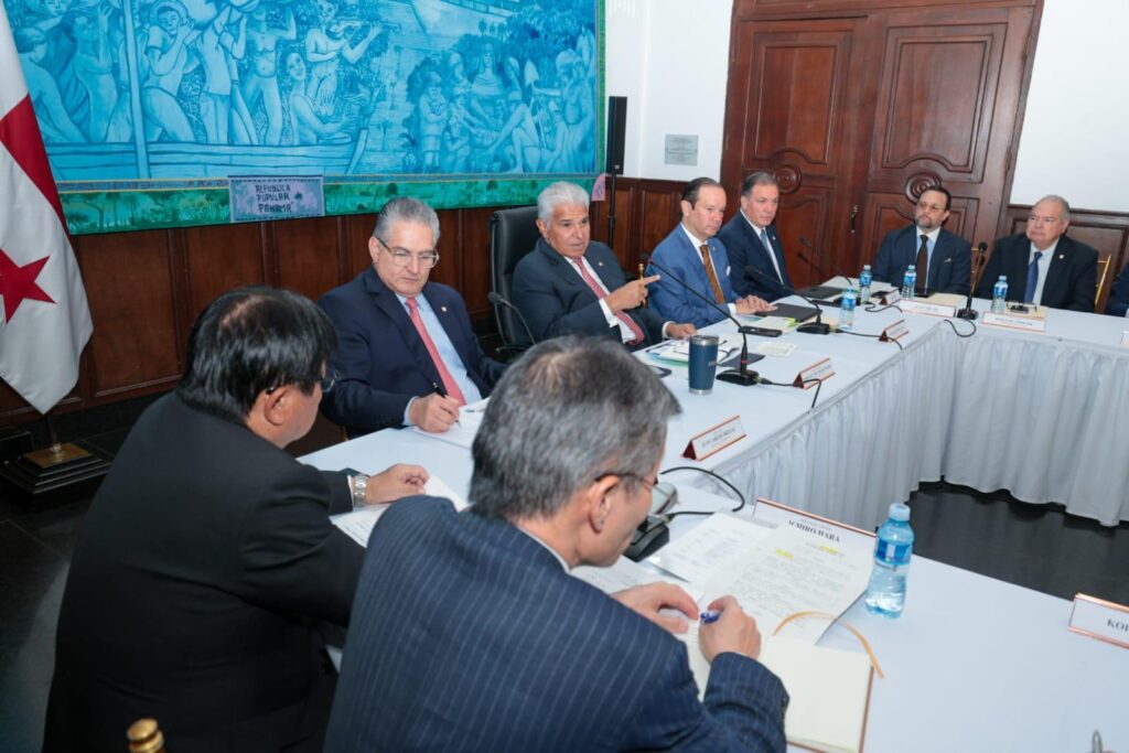 Presidente Mulino recibe a la Federación Empresarial de Japón abriendo espacio para grandes inversiones en Panamá 4 IMG 20260706 WA0363