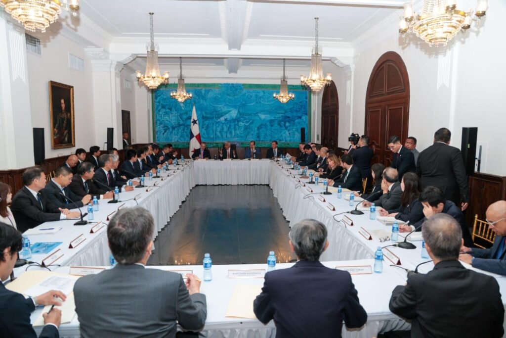 Presidente Mulino recibe a la Federación Empresarial de Japón abriendo espacio para grandes inversiones en Panamá 7 IMG 20260706 WA0366