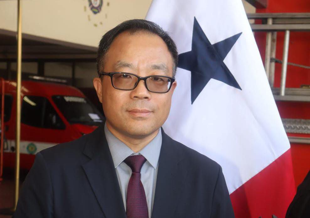 China entrega ayuda a los bomberos panameños que atienden la emergencia tras el terremoto 3 IMG 20261015 WA05431