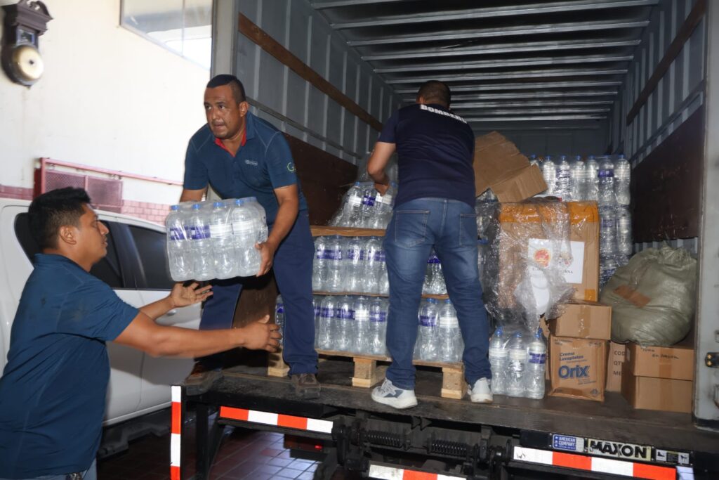 China entrega ayuda a los bomberos panameños que atienden la emergencia tras el terremoto 5 IMG 20261015 WA05441